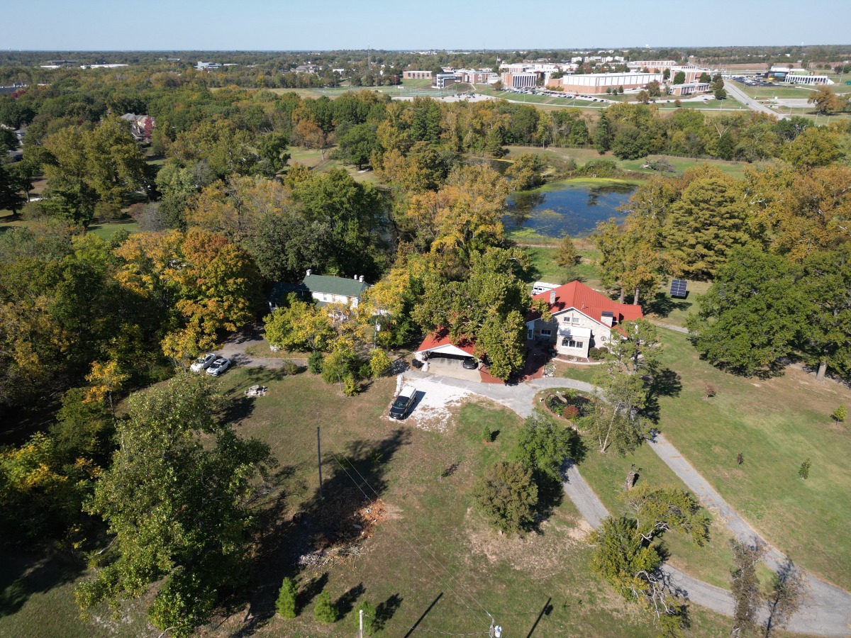 Holly Hills Estate