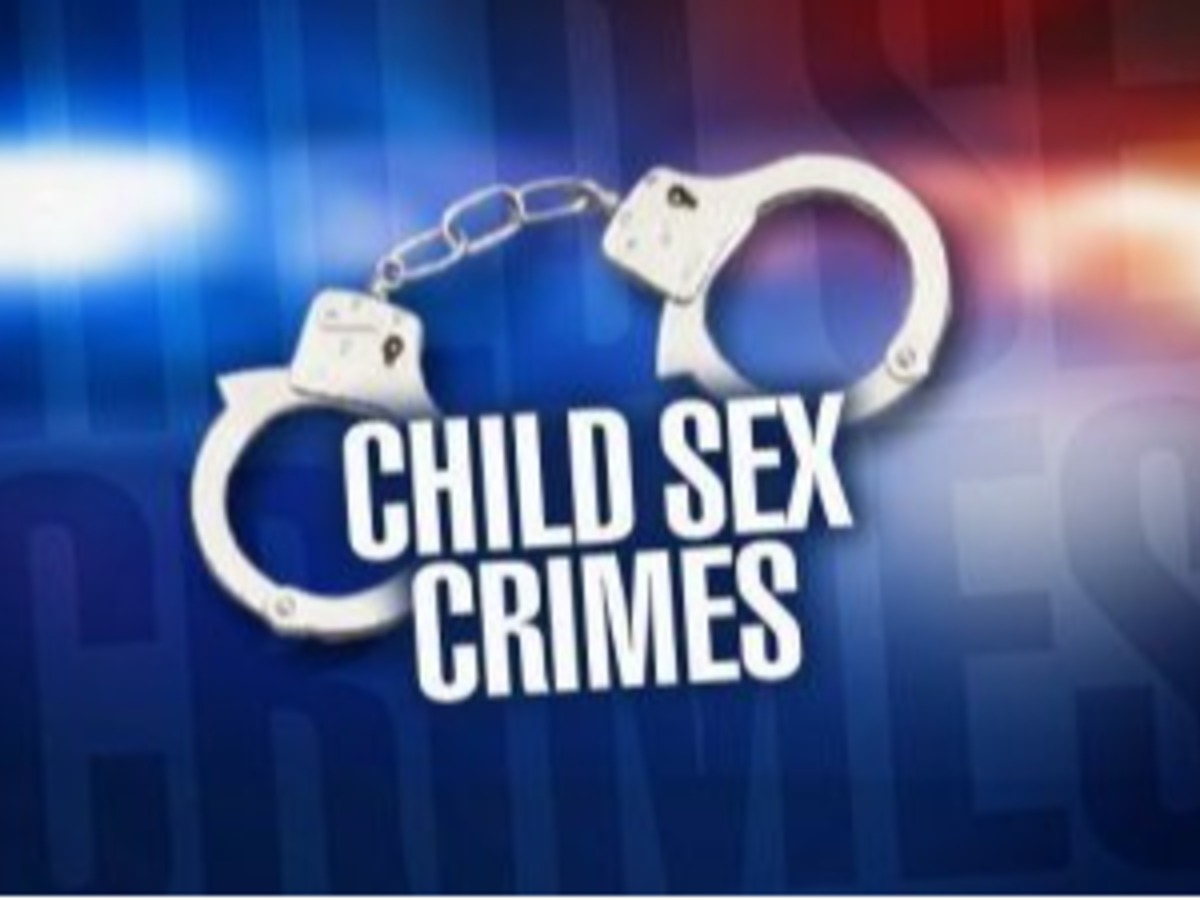 Former Basketball Coach admits sending sexually explicit photos to students