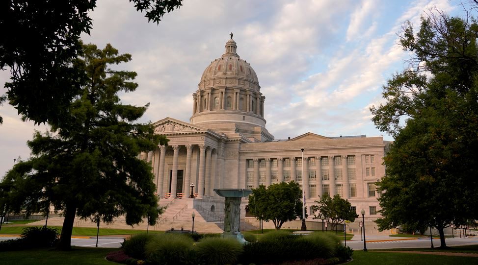 Senator Carter aims to change child grooming laws in Missouri