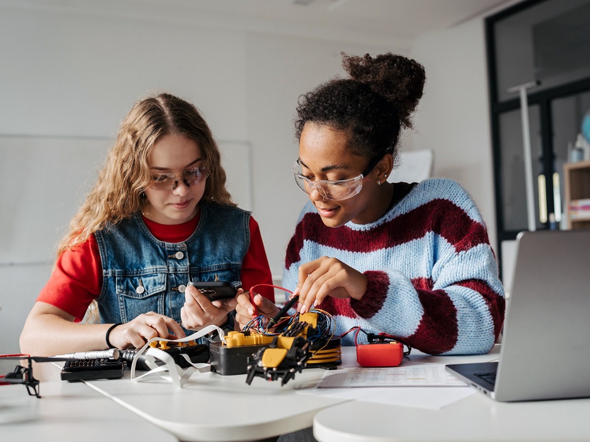 Sparklight to award $30,000 for STEM education through 2026 “Dream Bigger” contest