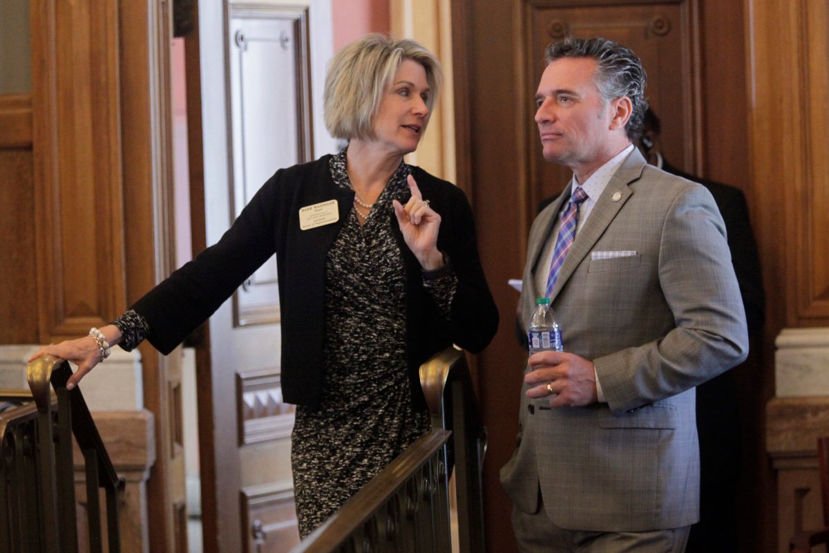 Kansas' governor has killed proposed limits on foreign land ownership | Newstalk KZRG - KZRG-AM