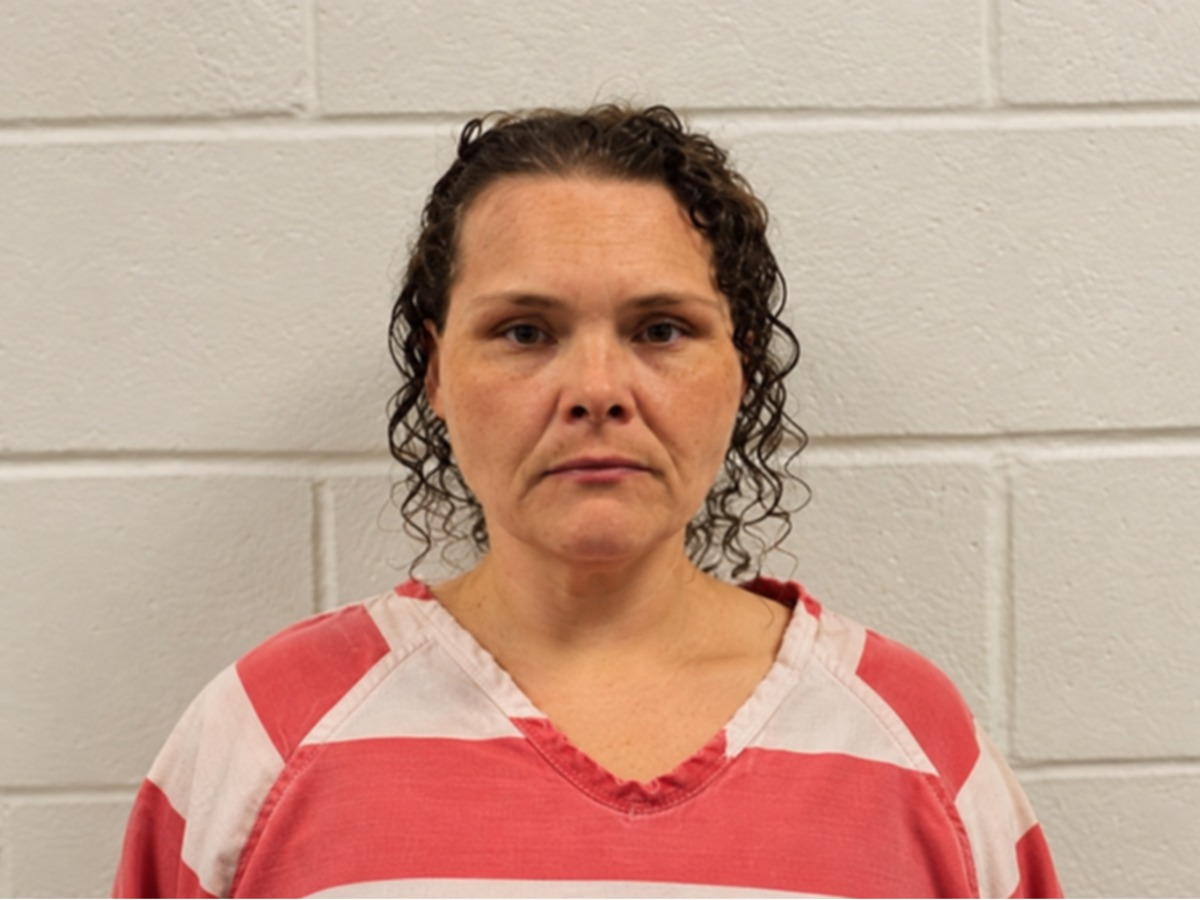 Joplin woman accused of breaking into stranger's home and helping herself to food