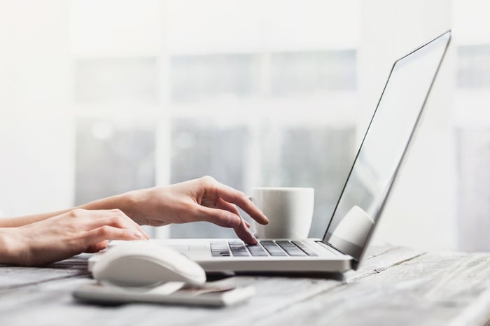 How Radio Drives Online Search