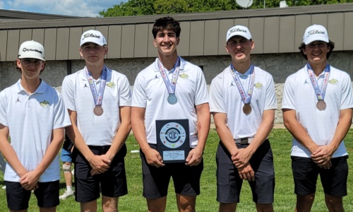 Neosho Dominates COC West Golf Tournament