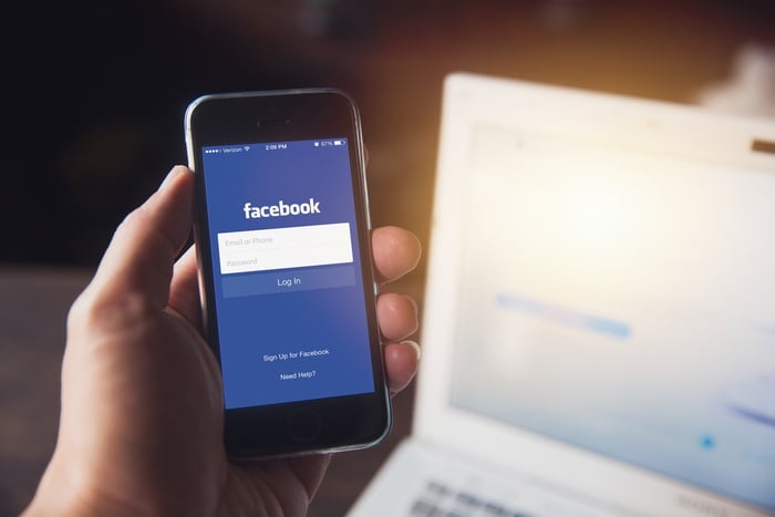 Facebook's News Feed Has Changed (What it Means for Marketers)