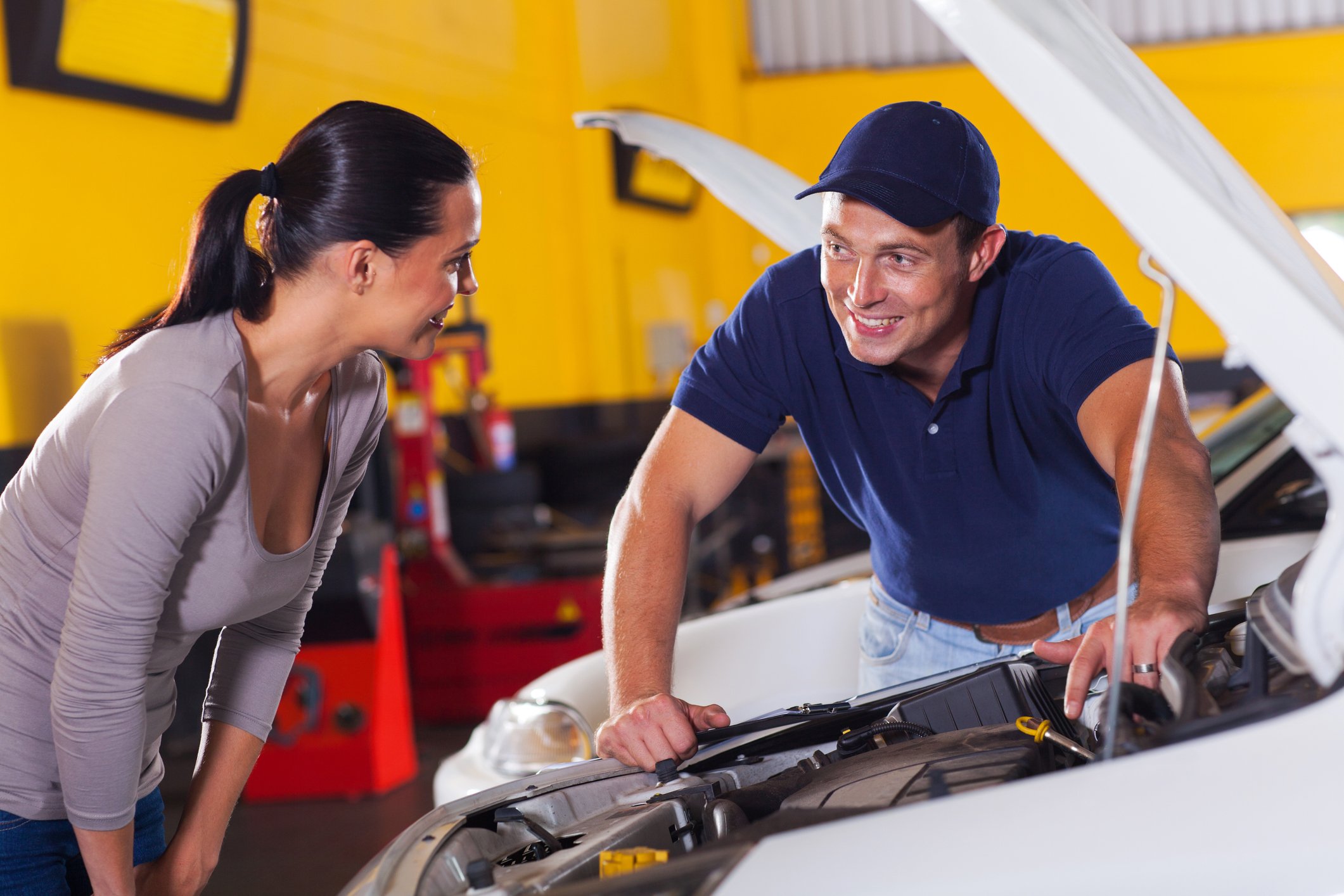Marketing to Women: 4 Strategies Auto Shops Can Use