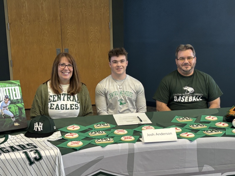 NHCA has several students sign letters of intent